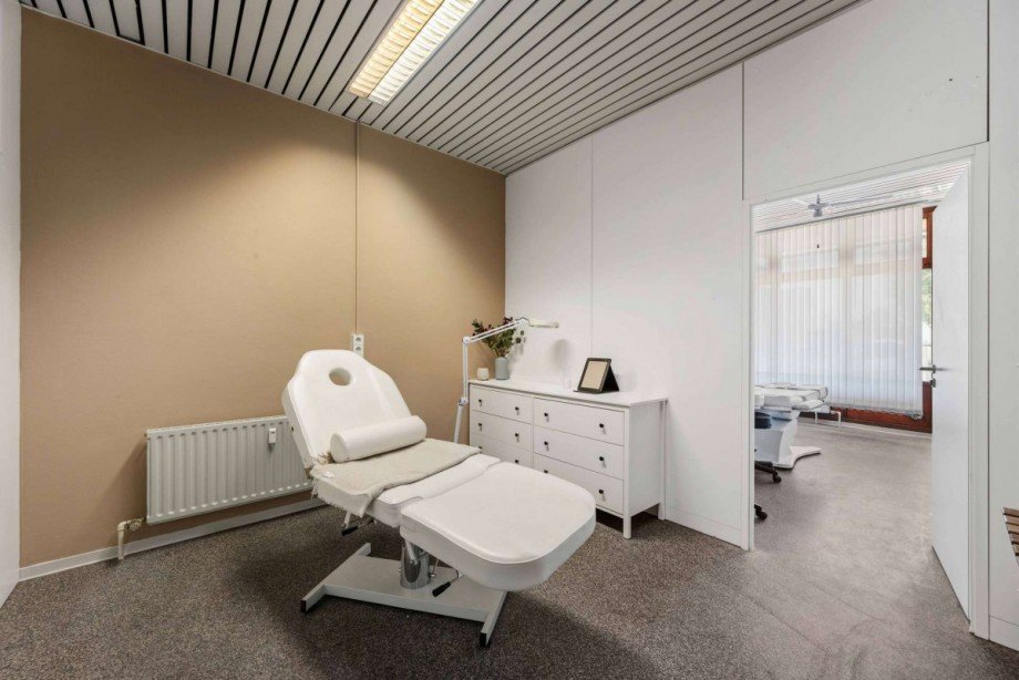 Nebenraum Ladenlokal G�ufelden
