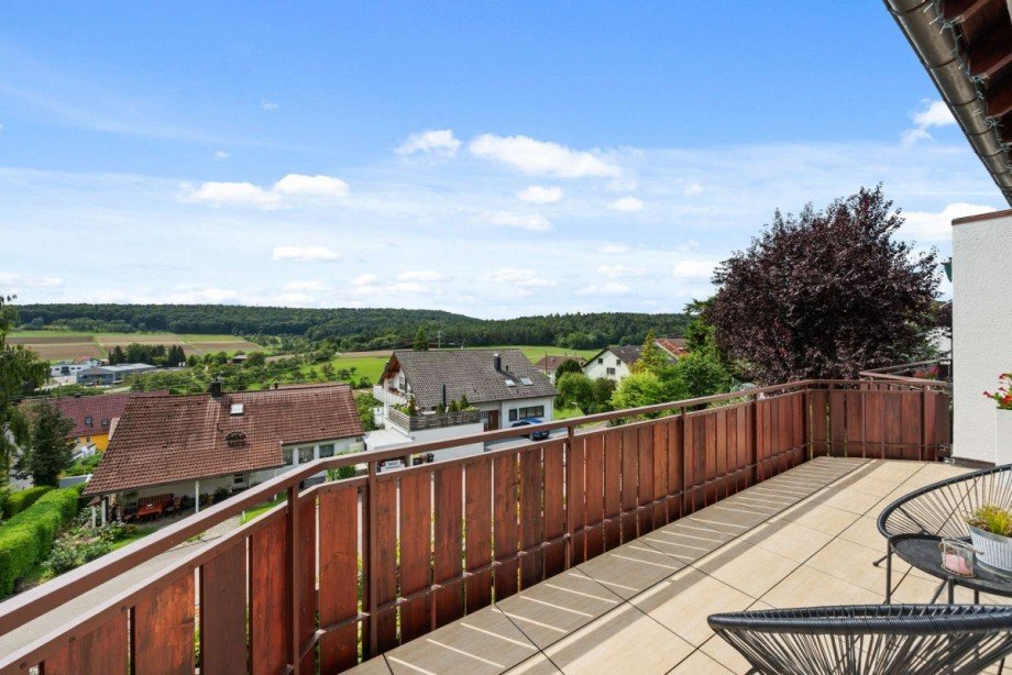 EG I Balkon Doppelhaush�lfte Simmozheim