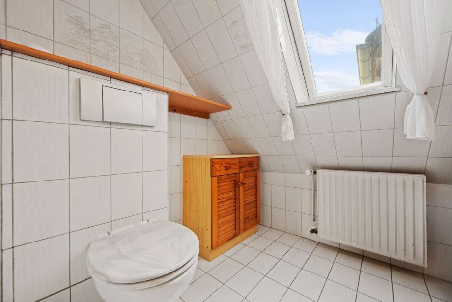 WC Reihenendhaus Markgr�ningen