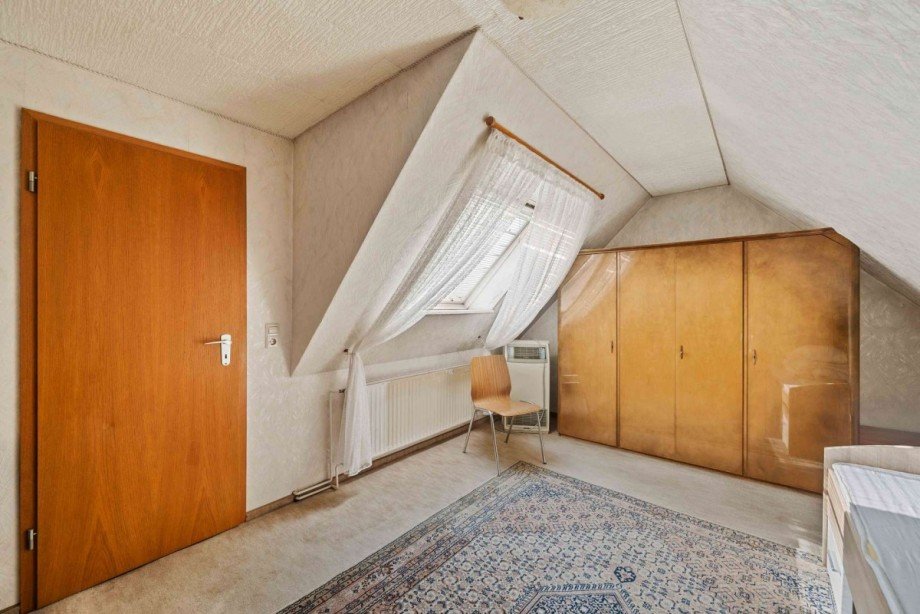 Schlafzimmer Reihenendhaus Markgr�ningen