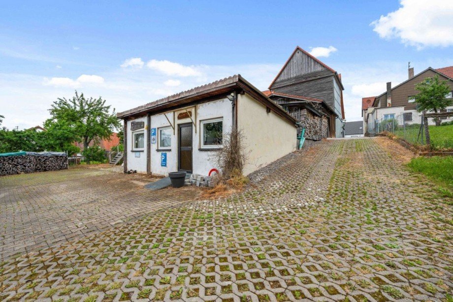 Scheune Einfamilienhaus Tuningen