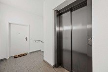 Aufzug Stilvolle 2-Zimmer-Dachgeschosswohnung mit Aufzug und Tiefgarage in G�rtringen