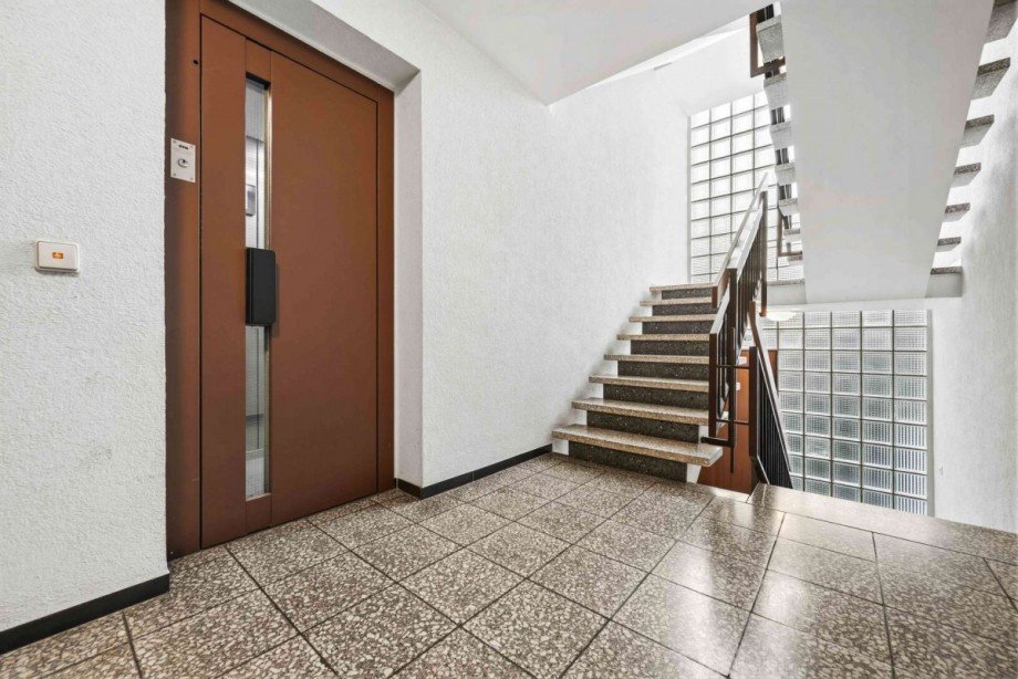 Treppenhaus Etagenwohnung Stuttgart