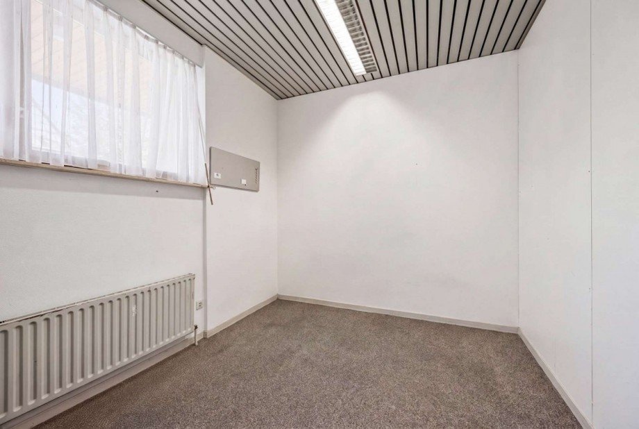 Nebenraum Ladenlokal G�ufelden