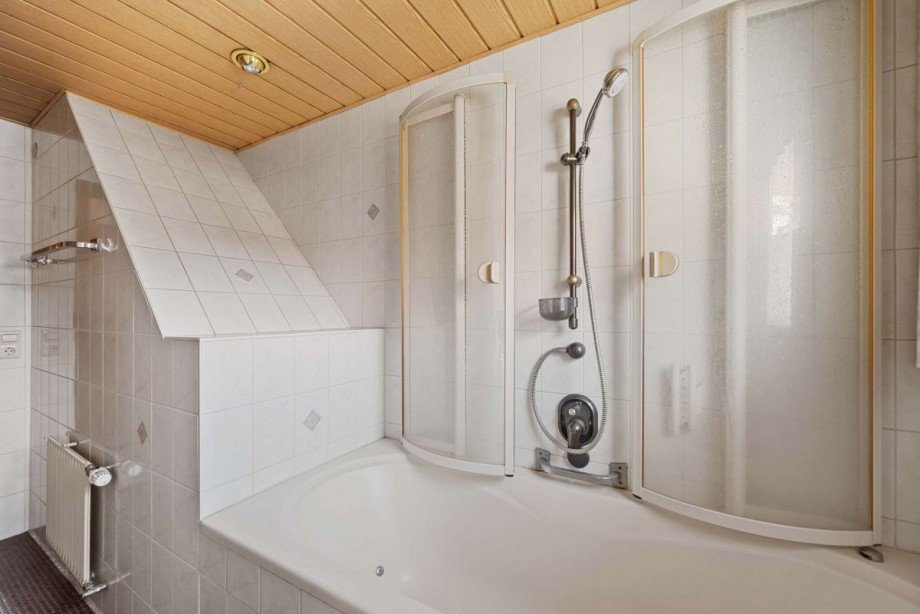 Badezimmer Reihenendhaus Markgr�ningen