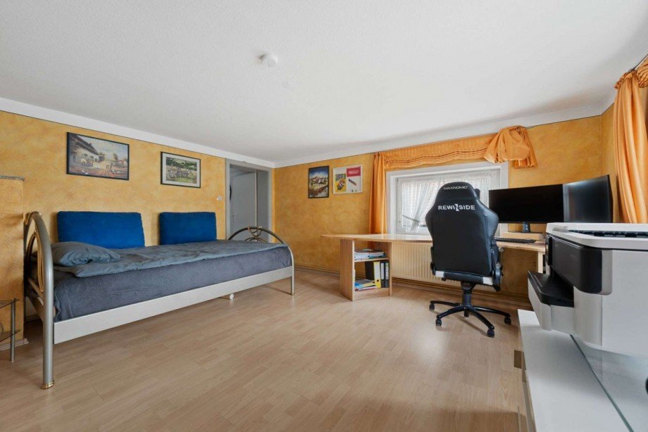 Schlafzimmer Einfamilienhaus Tuningen
