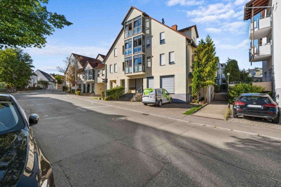 Hausansicht Etagenwohnung B�blingen