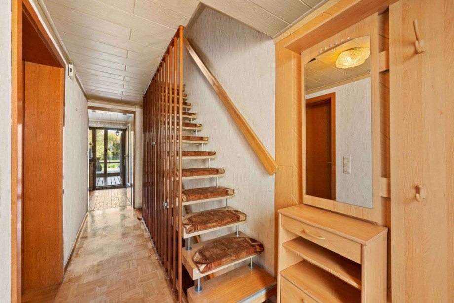 Treppenhaus Reihenendhaus Markgr�ningen