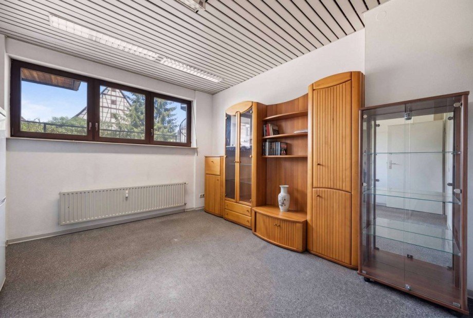 Nebenraum Ladenlokal G�ufelden