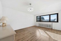 Bild (cd3799eb4aed036e99c2323a67b1d32b): 2 -Zimmer-Wohnung in zentraler Lage von Stuttgart - Sofort bezugsfrei, mit Balkon & TG-Stellplatz